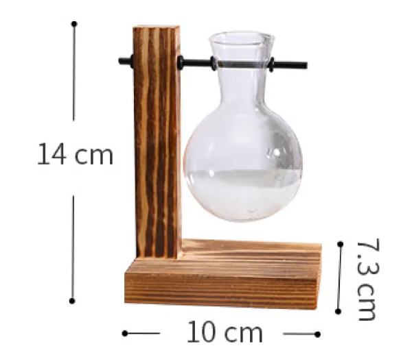Sculptural Iron Vase — Minimal Table Decor
